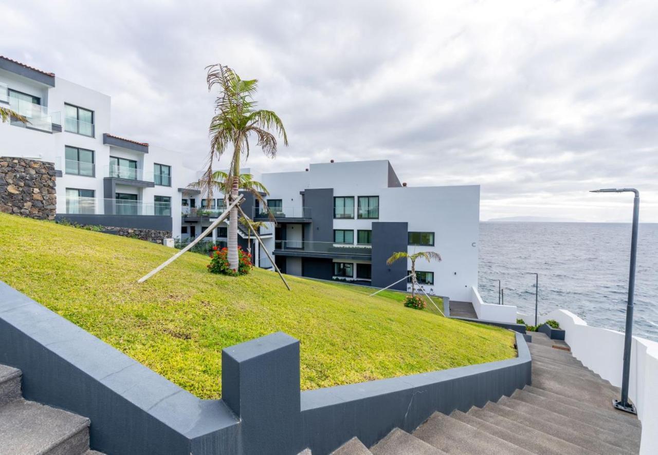 Sea View Balcony By Madeira Sun Travel Apartment Santa Cruz  Exterior foto