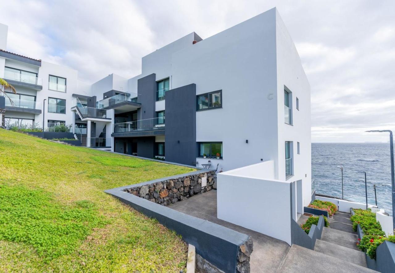 Sea View Balcony By Madeira Sun Travel Apartment Santa Cruz  Exterior foto